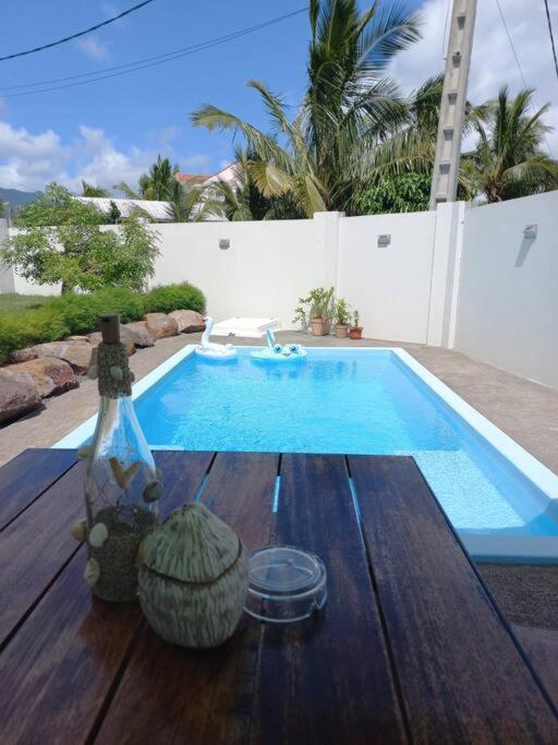 Bois Mapou Self Catering Apartments Unit 203 Riviere Noire Bagian luar foto